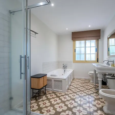 Vacation I Bosquecito, Giant Private Heated Pool, 4min To The Beach, 6 Bedroom Spacious Marbella