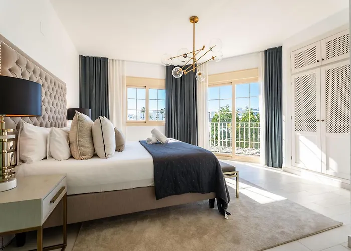 Vacation I Bosquecito, Giant Private Heated Pool, 4min To The Beach, 6 Bedroom Spacious Marbella