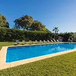 Vacation I Bosquecito, Giant Private Heated Pool, Walk To The Beach, 6 Bdr, Spacious Villa, Bbq, Ample Garden, Alarm System *