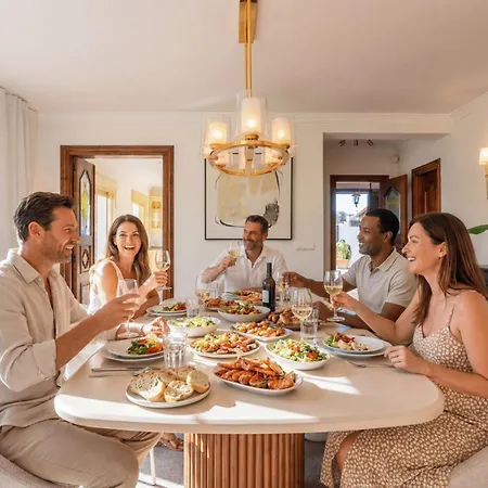 Villa Vacation I Bosquecito, Giant Private Heated Pool, 4min To The Beach, 6 Bedroom Spacious *