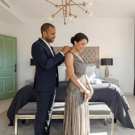 Vacation I Bosquecito, Giant Private Heated Pool, 4min To The Beach, 6 Bedroom Spacious 别墅 *