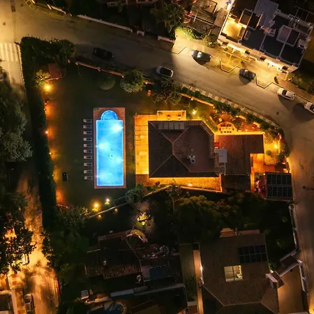 别墅 Vacation I Bosquecito, Giant Private Heated Pool, 4min To The Beach, 6 Bedroom Spacious *