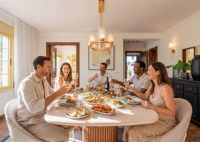 Βίλα Vacation I Bosquecito, Giant Private Heated Pool, 4min To The Beach, 6 Bedroom Spacious *